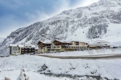 Alpensporthotel Mutterberg  Außenansicht