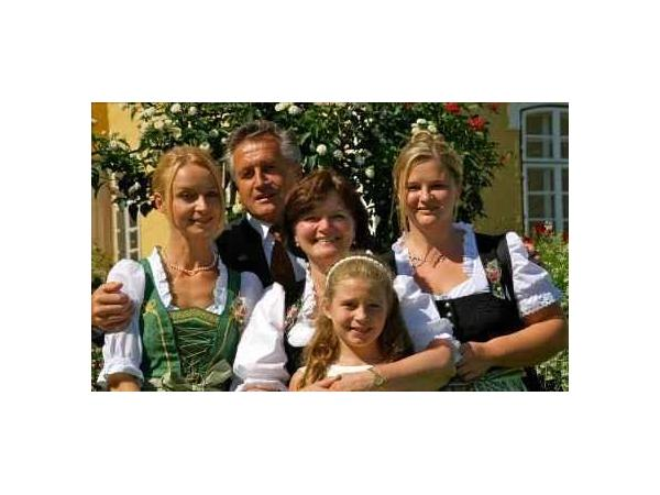 Gasthof BRÜCKENWIRT Familie Plauner & Rieger