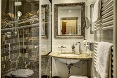 Bath room single room