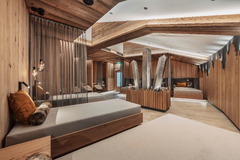 Ruheraum mit Infrarotliegen