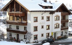 Hotel Garni Helvetia in 6561 Ischgl - Außenansicht