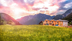 Im Garten der Bio Chalets Alpegg