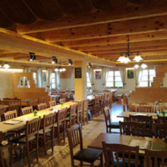 Arkadenhof Mandl-Brunner, Rechnitz