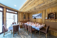 ALPENNEST Restaurant