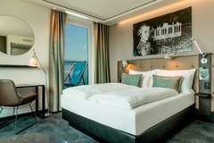 Hotel Motel One Salzburg-Mirabell - Room