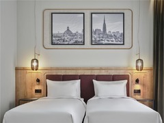 Guest Room - Twin Beds