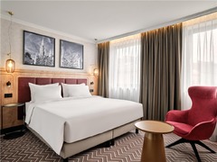 Guest Room - King