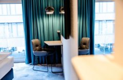Hotel Motel One Wien Donau City - Room