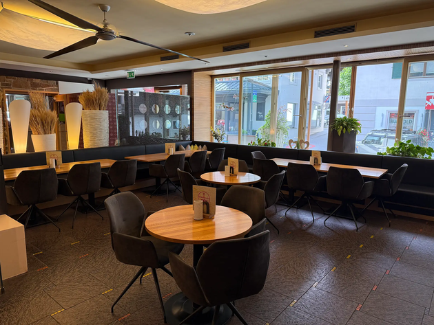 Pizzeria Novum & Bäckerei Schroll