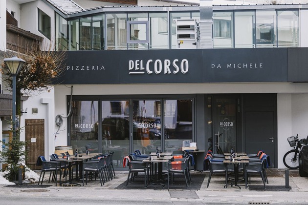 Pizzeria DEL CORSO - Da Michele