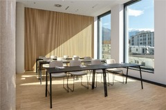 Max Meeting Room