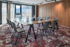 Victor 1/2/3 Meeting Room