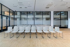 Anna + Franz Meeting Room