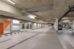 Parking / Garage