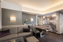 Suite - City View
