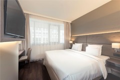 Business suite