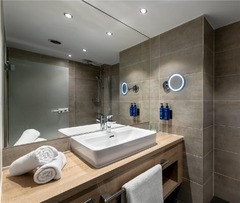 Premium Room Bath