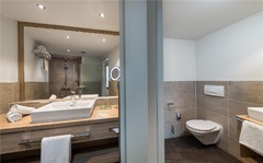 Presidential Suite Bath