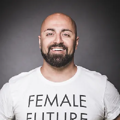 Ali Mahlodji - Chief Storyteller & Superhero